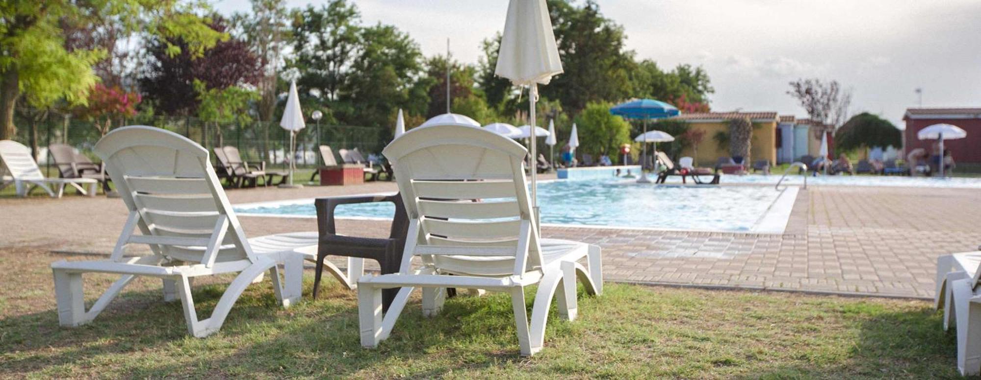 Centro Vacanze - Garden River Altidona Bagian luar foto